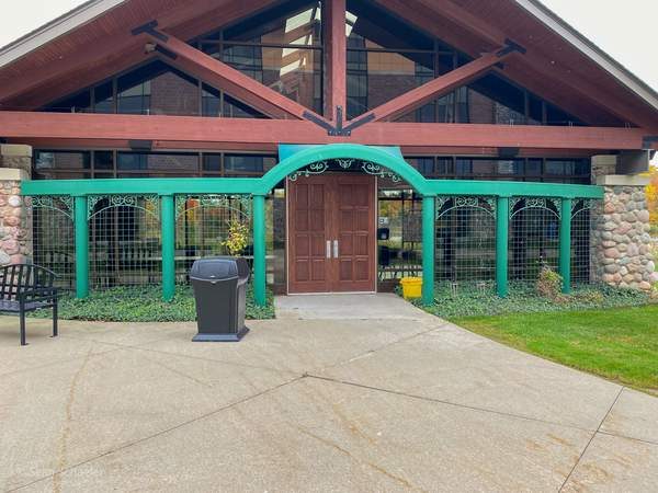 Custom steel and aluminum trellis and arch at Henry Ford Hospital