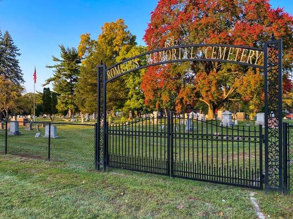 Custom steel arch and gate