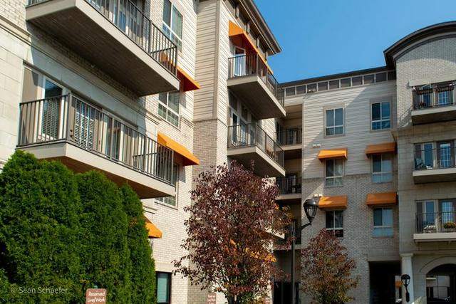 Custom aluminum balcony railings