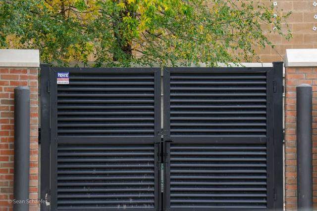 Aluminum AmeriLouver dumpster gates