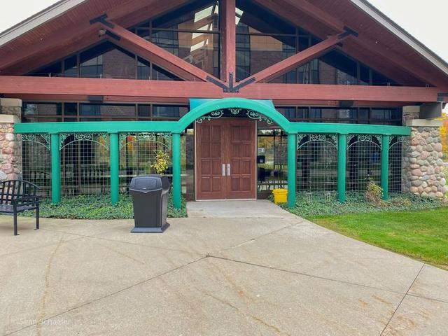Steel and aluminum trellis and arch