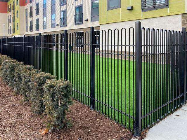 Custom steel looped picket fence