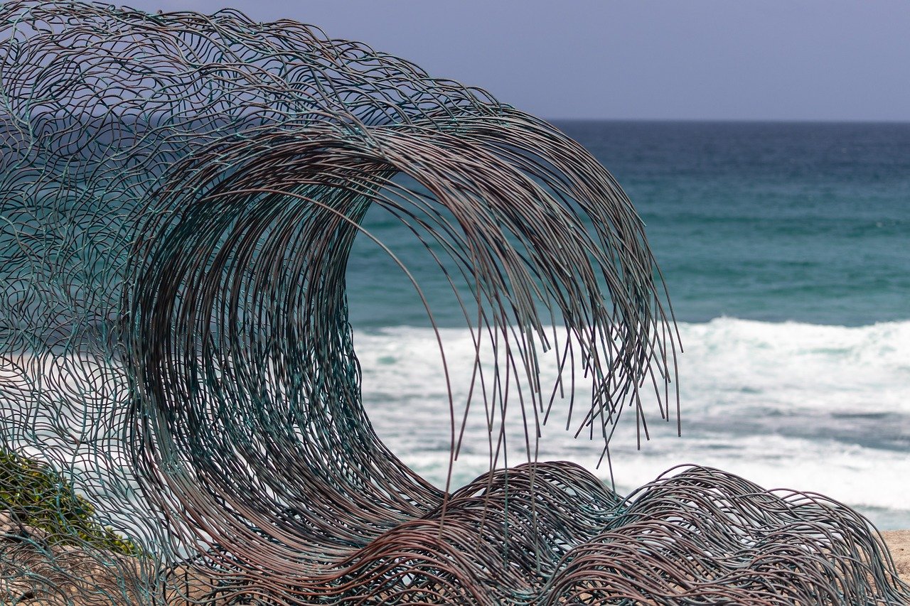 Metal art piece/sculpture of wave